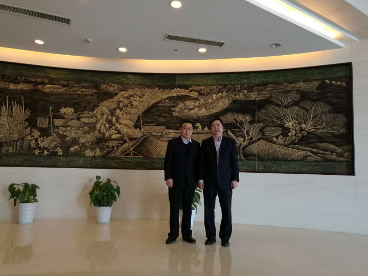 1496505157730461.jpg 8-赵振元与中天科技集团总裁薛驰合影.jpg